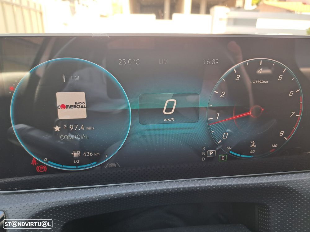 Mercedes-Benz A 200 AMG Line Aut. - 34