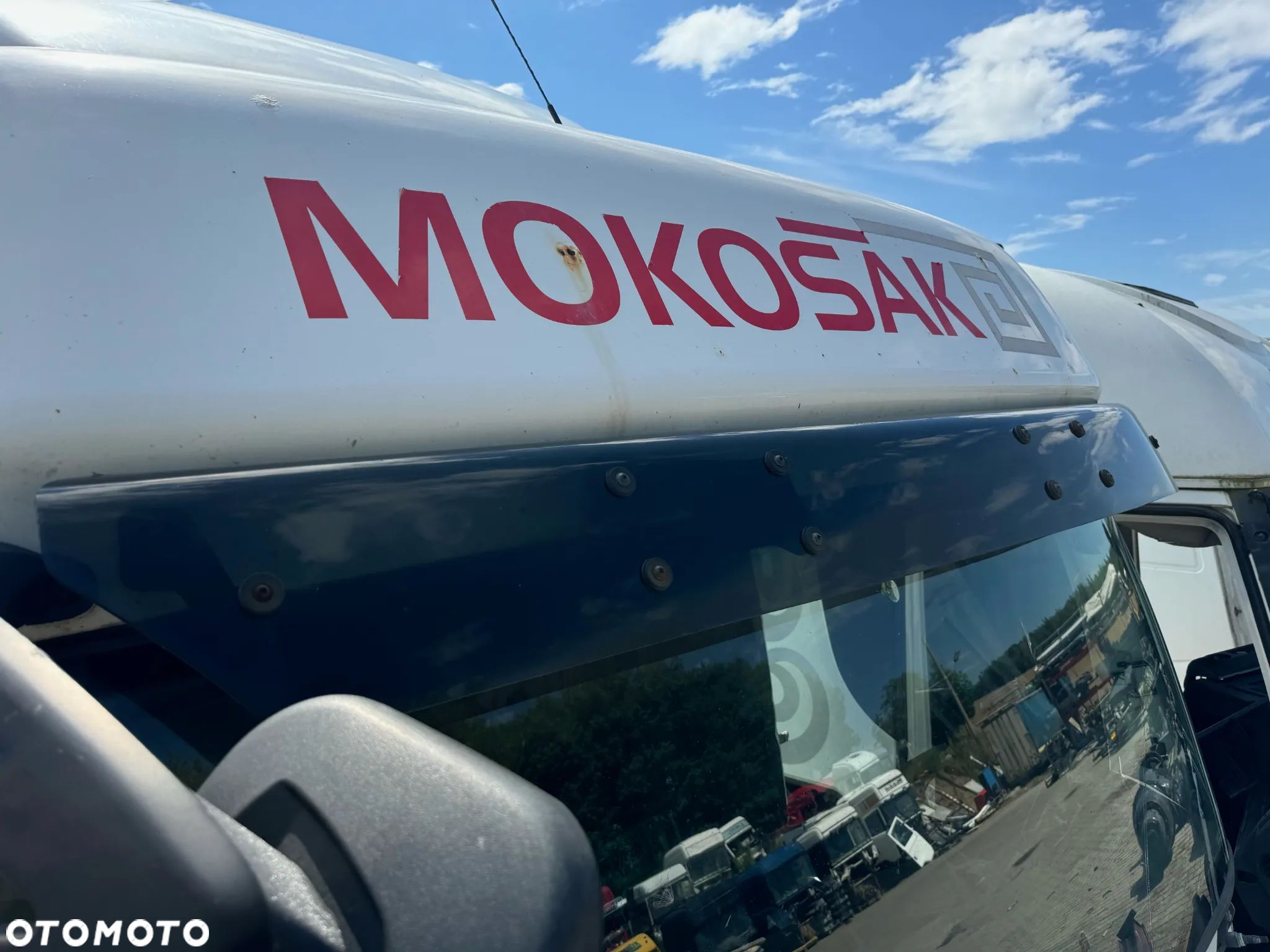 Blenda Owiewka Osłona Przeciwsłoneczna MERCEDES ATEGO III AXOR - 1