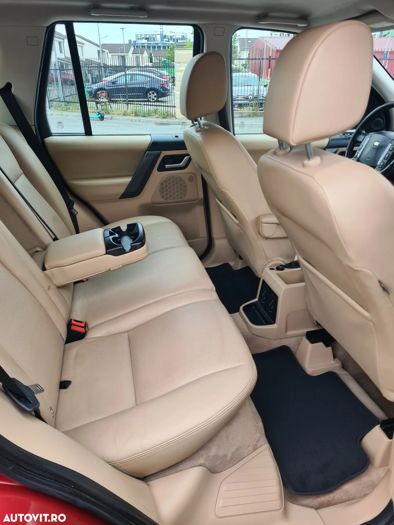 Land Rover Freelander - 13