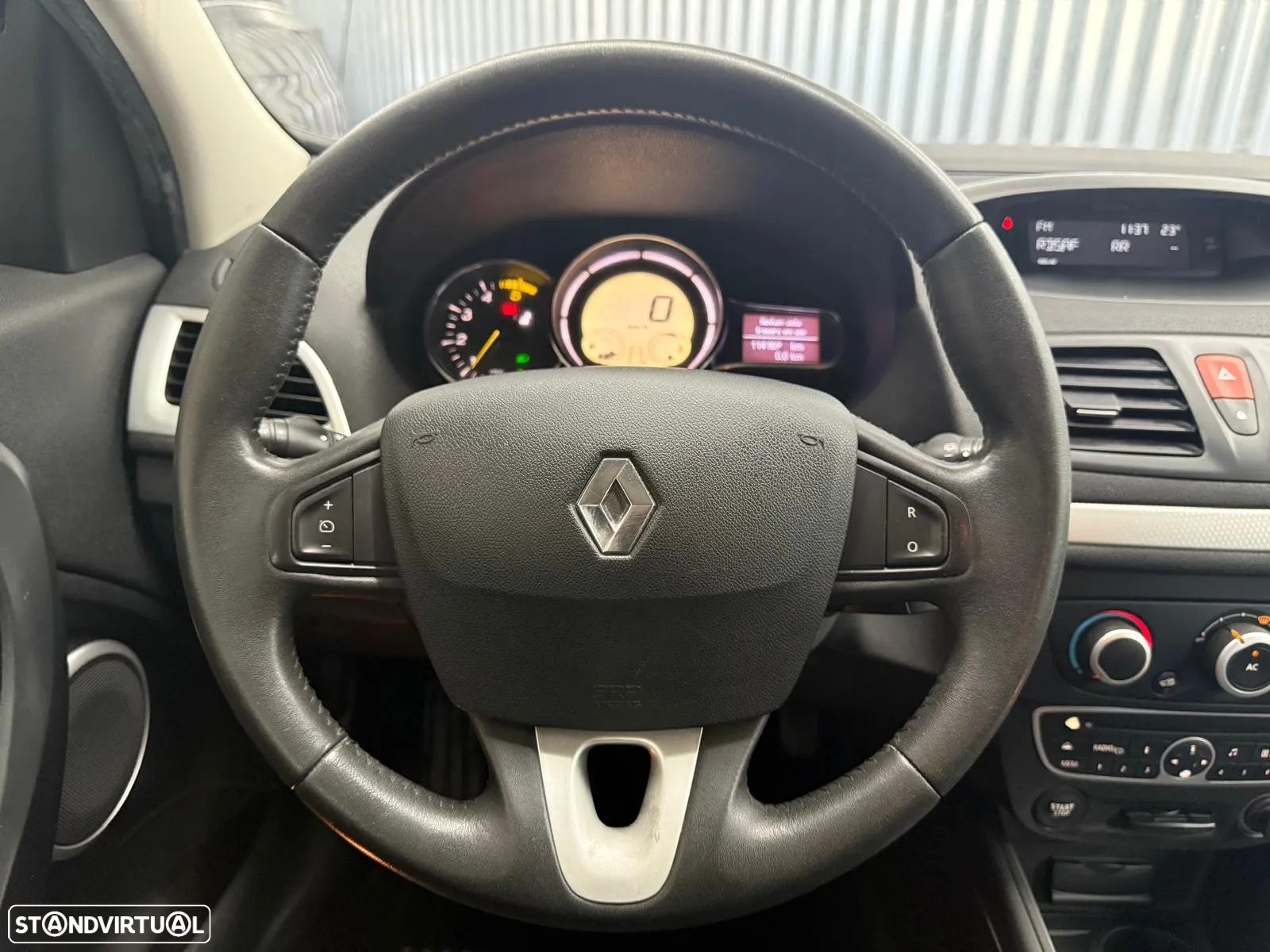 Renault Mégane Sport Tourer 1.5 dCi Dynamique - 8