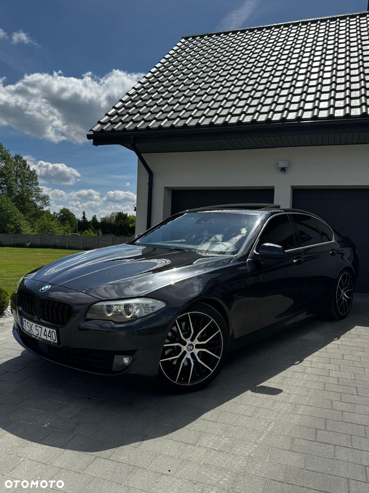 BMW Seria 5 525d - 10