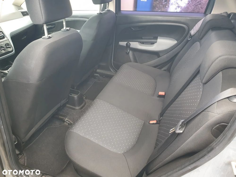 Fiat Punto 1.2 16V Dynamic - 7