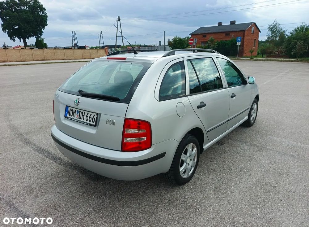 Skoda Fabia 1.4 16V Combi Elegance - 4