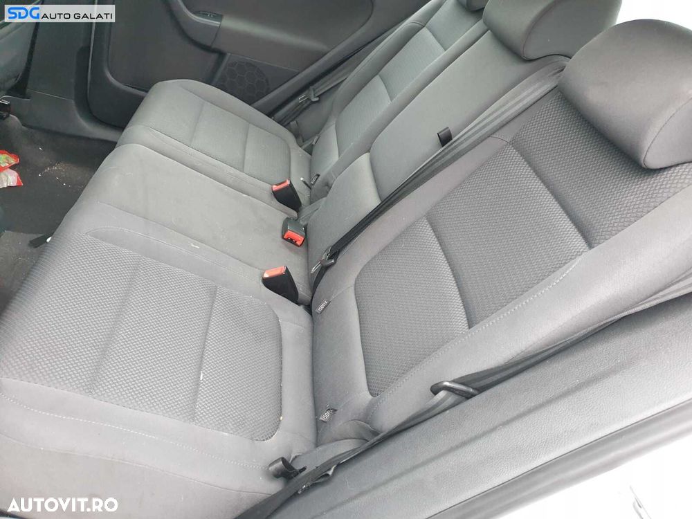 Bancheta Sezut cu Spatar Spate Pasageri Volkswagen Golf 5 Plus 2004 - 2008 - 1