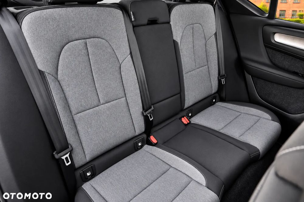 Volvo XC 40 T3 Momentum Pro - 8