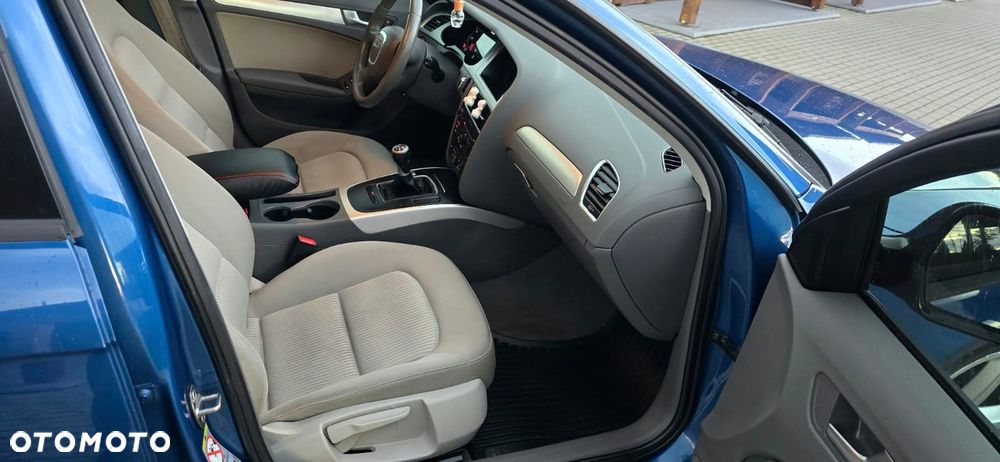 Audi A4 Limousine 2.0 TDI DPF Ambiente - 14