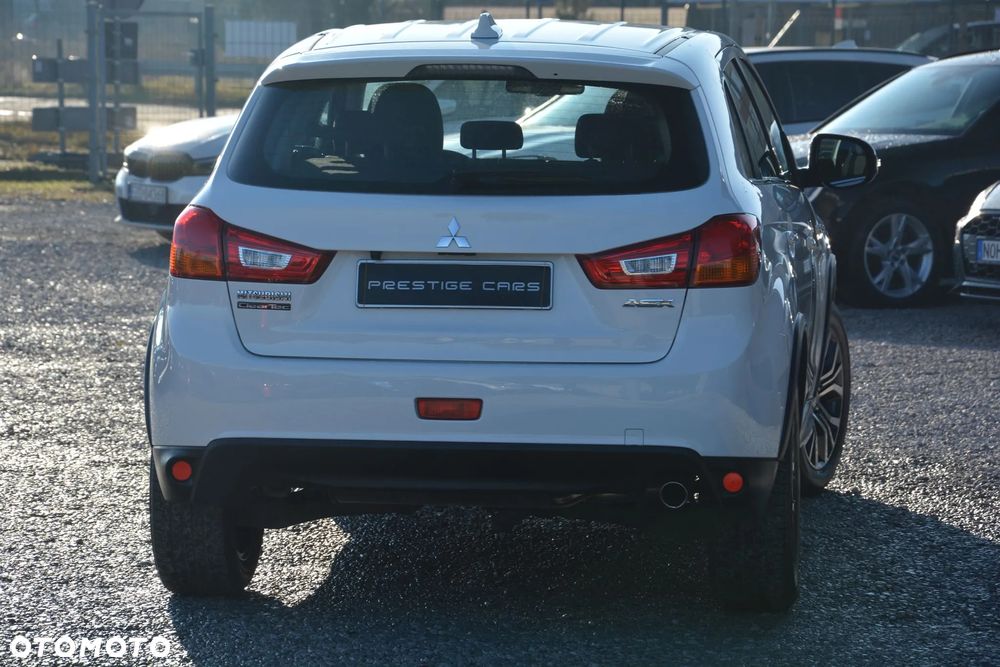 Mitsubishi ASX - 10
