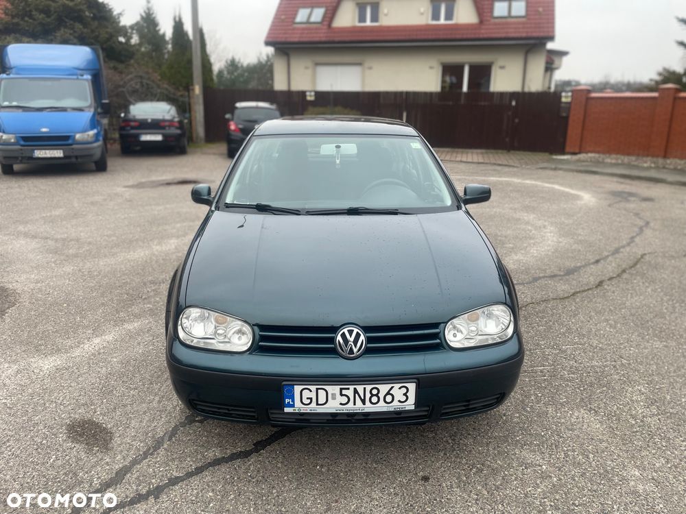 Volkswagen Golf 1.4 16V Trendline - 3