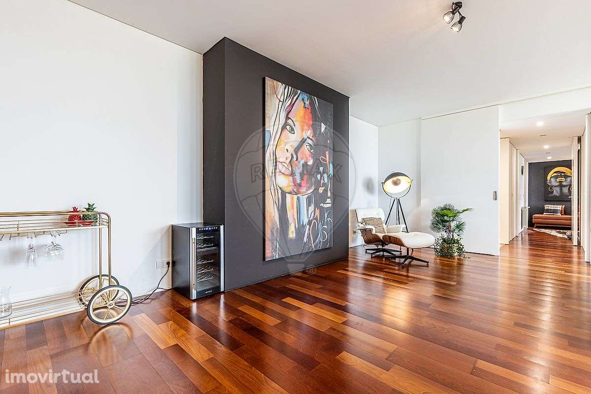 Apartamento T2 para arrendamento - Grande imagem: 2/49