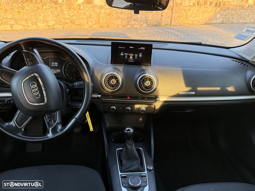 Audi A3 Sportback 1.6 TDI Attraction - 10