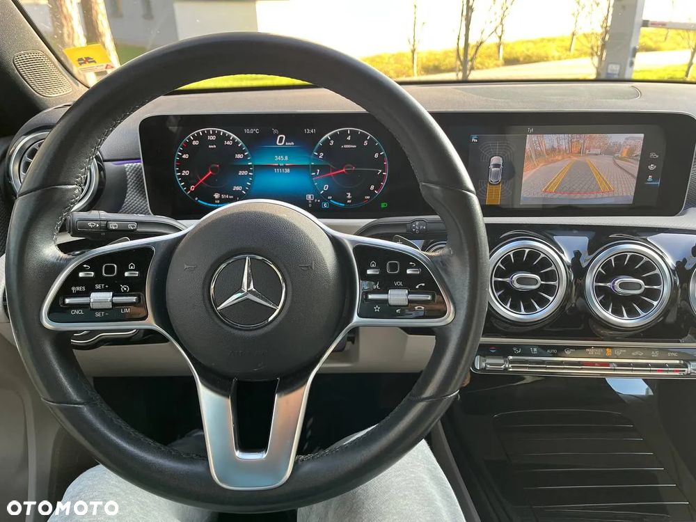 Mercedes-Benz Klasa A 200 7G-DCT - 13