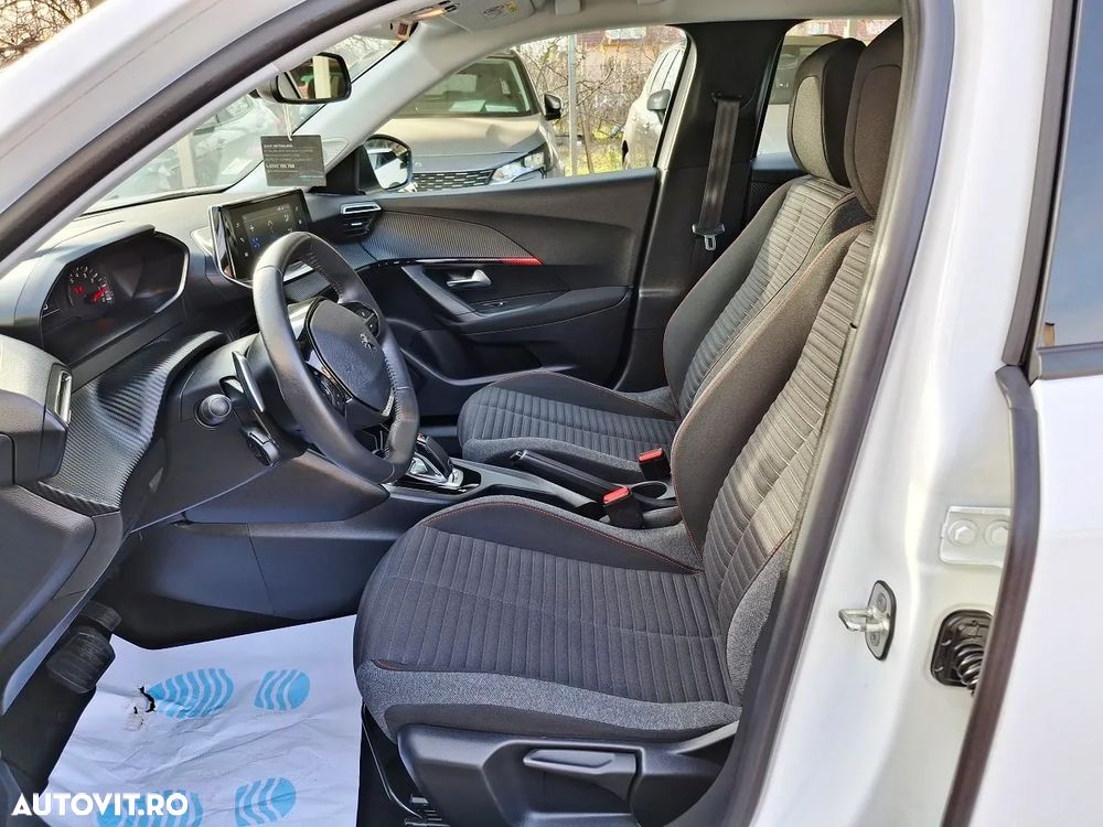 Peugeot 2008 PureTech 130 EAT8 Active - 8