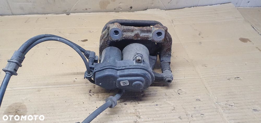 Zacisk hamulcowy prawy tył tylny prawy Mercedes GL X166 W166 AMG - 7