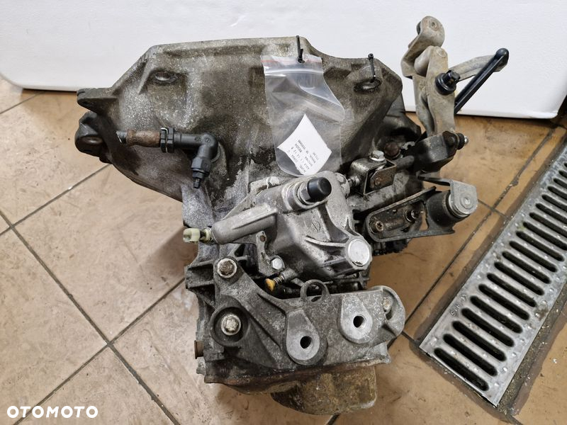 OPEL CORSA C AGILA I 1 1.0 1.2 B SKRZYNIA BIEGÓW MANUAL 5B 55355489 F13 - 8