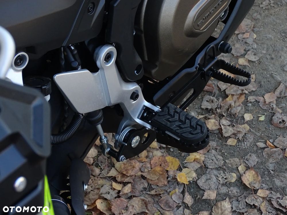 QJMOTOR SVT 650X - 13