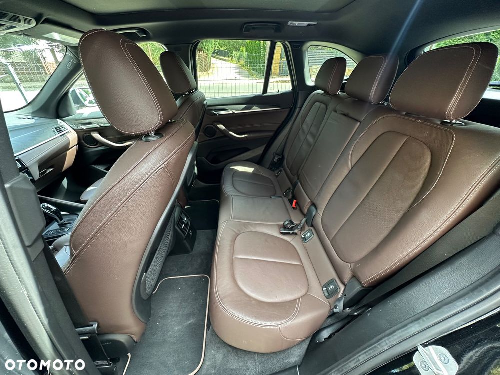 BMW X1 - 24