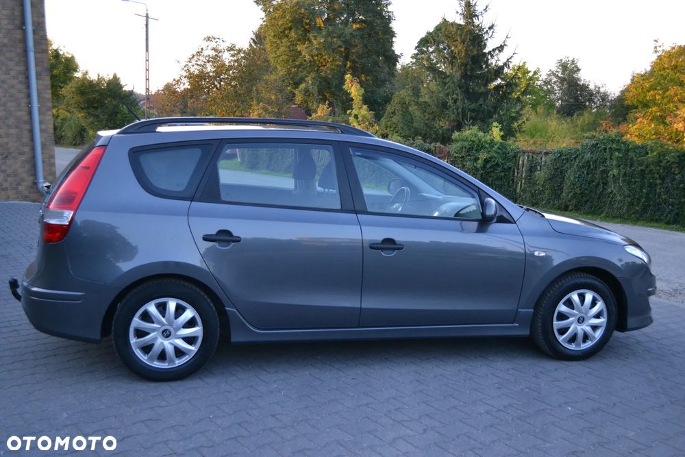 Hyundai i30 1.4 Blue Comfort - 13