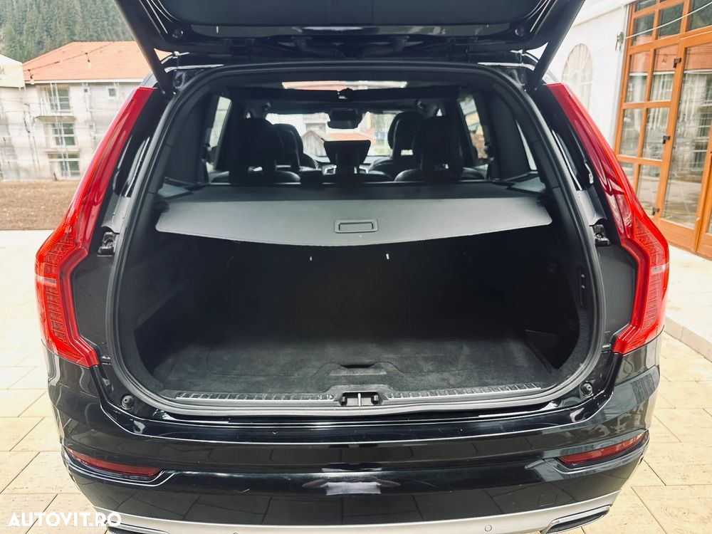 Volvo XC 90 B5 D AWD Geartronic Momentum Pro - 14