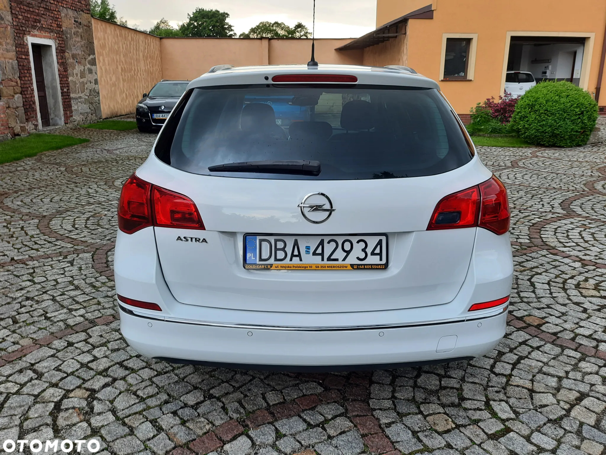Opel Astra 1.4 Turbo Design Edition - 10