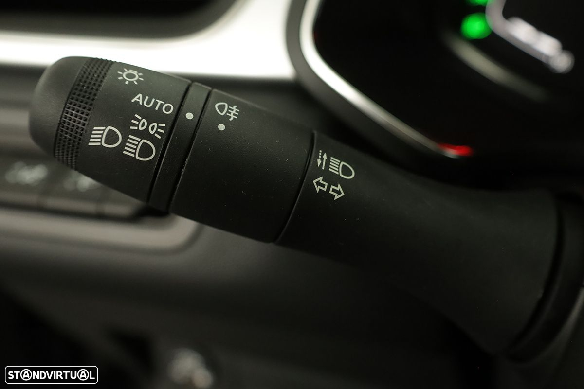 Renault Captur 1.0 TCe Techno Bi-Fuel - 17