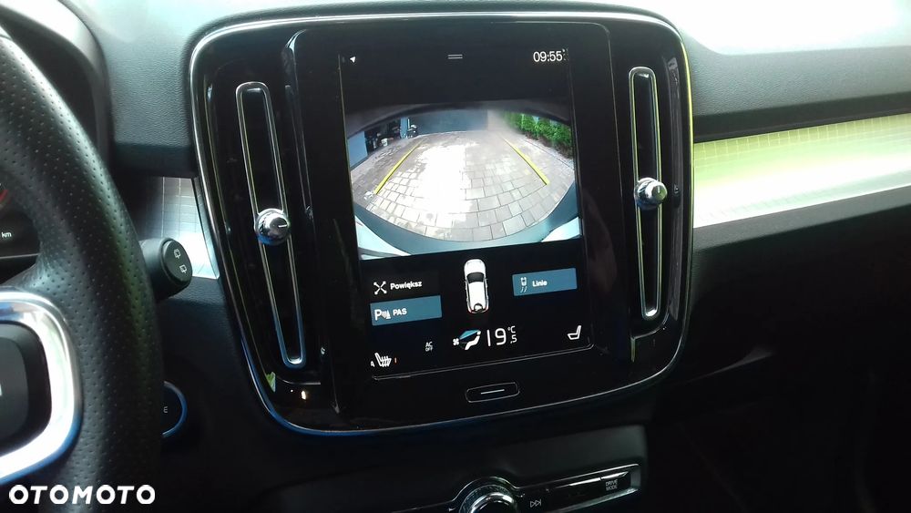 Volvo XC 40 - 18