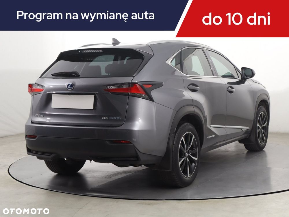 Lexus NX - 7