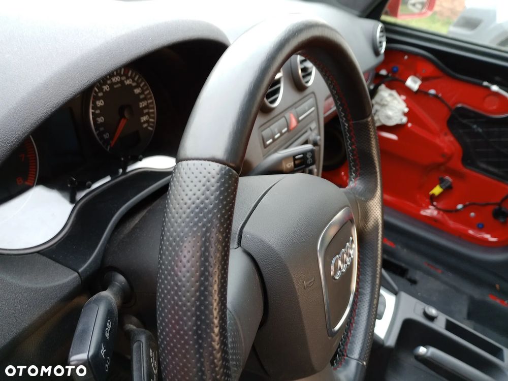 Kierownica Audi A3 Sportback czarna S-Line Stan idealny - 9