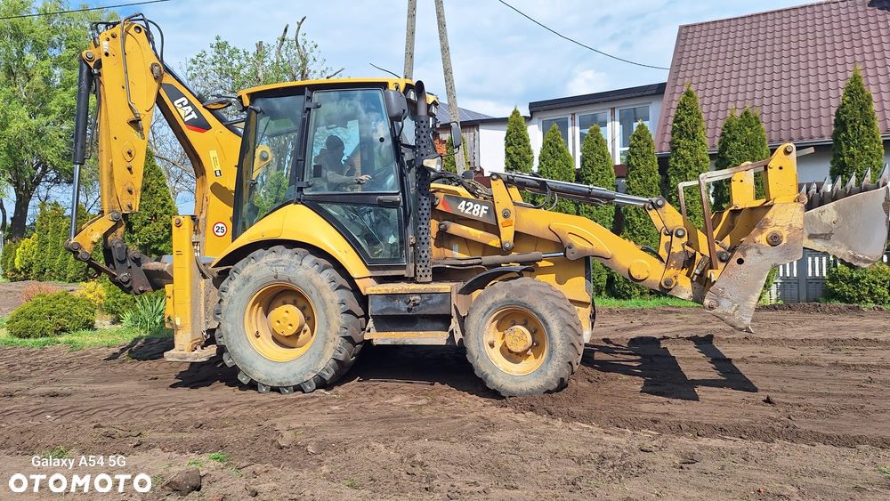 Caterpillar 428F - 3