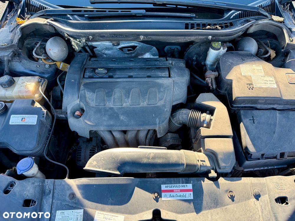 Citroën C5 2.0i 16V Exclusive Equilibre Navi - 8