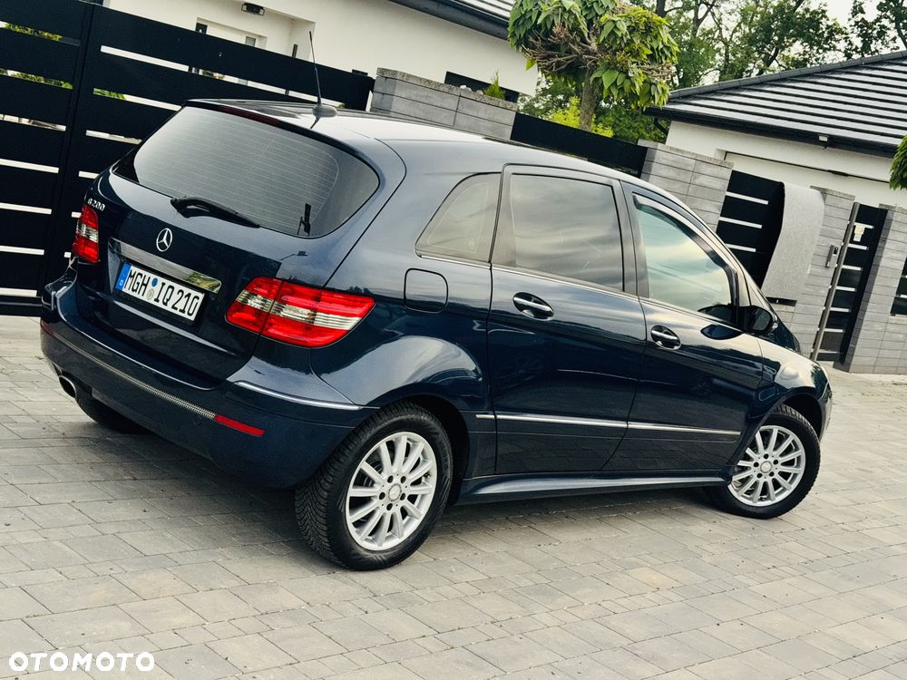 Mercedes-Benz Klasa B 200 Special Edition - 4