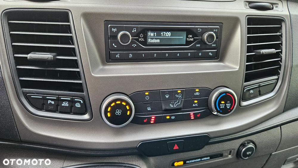 Ford Custom 2,0 TDCI L2H1 Długi Klima Webasto Led Podgrzewana Szyba Hak - 20