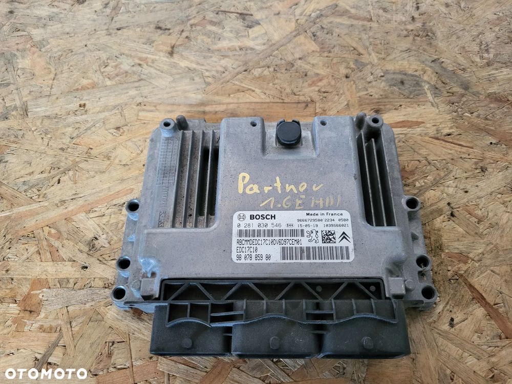 Sterowni komputer silnika Peugeot Citroen 1.6 E HDI - 1