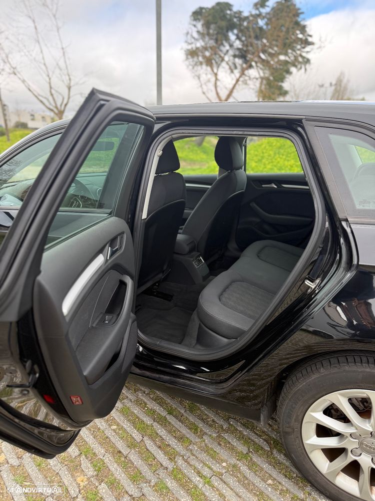 Audi A3 Sportback 1.6 TDI Attraction - 11