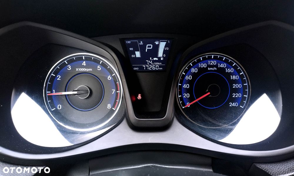 Hyundai ix20 1.6 Comfort - 21