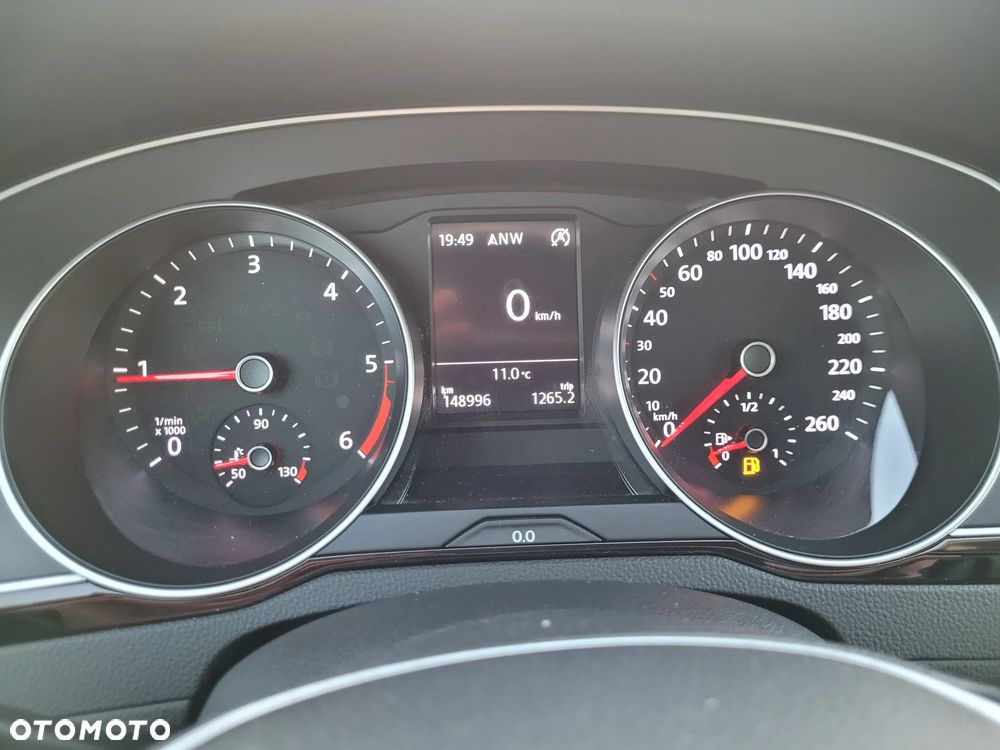 Volkswagen Passat 2.0 TDI SCR (BlueMotion Technology) Comfortline - 9