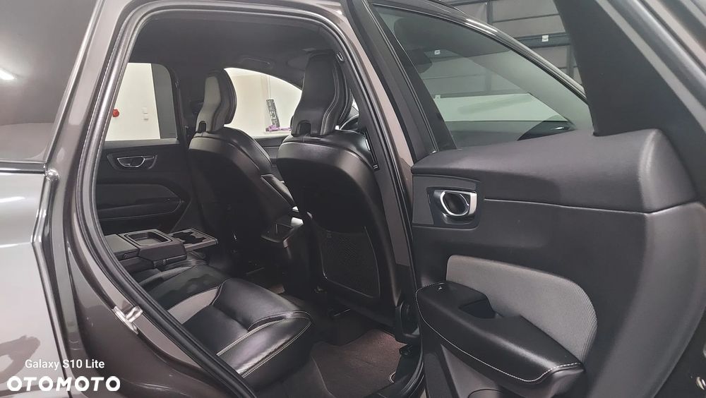 Volvo XC 60 B4 D Geartronic RDesign - 6