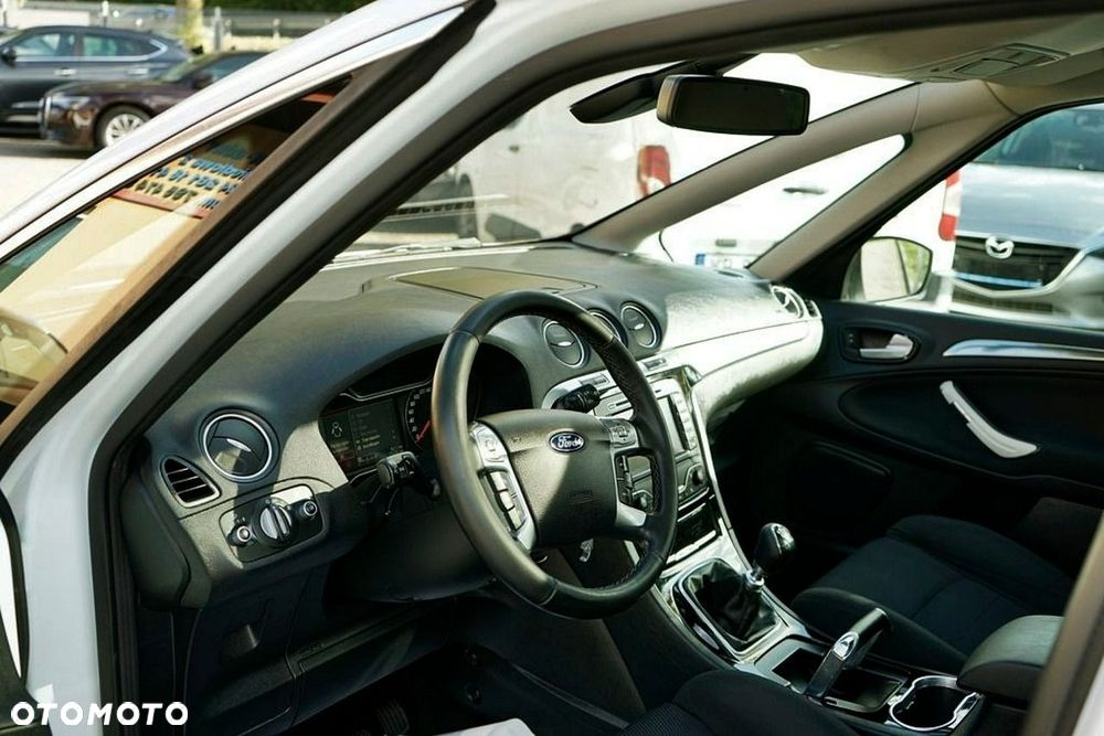 Ford S-Max 2012