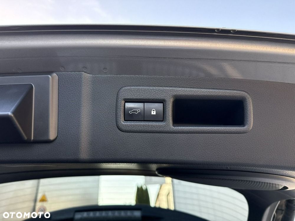 Lexus NX 300h F Impression AWD - 17
