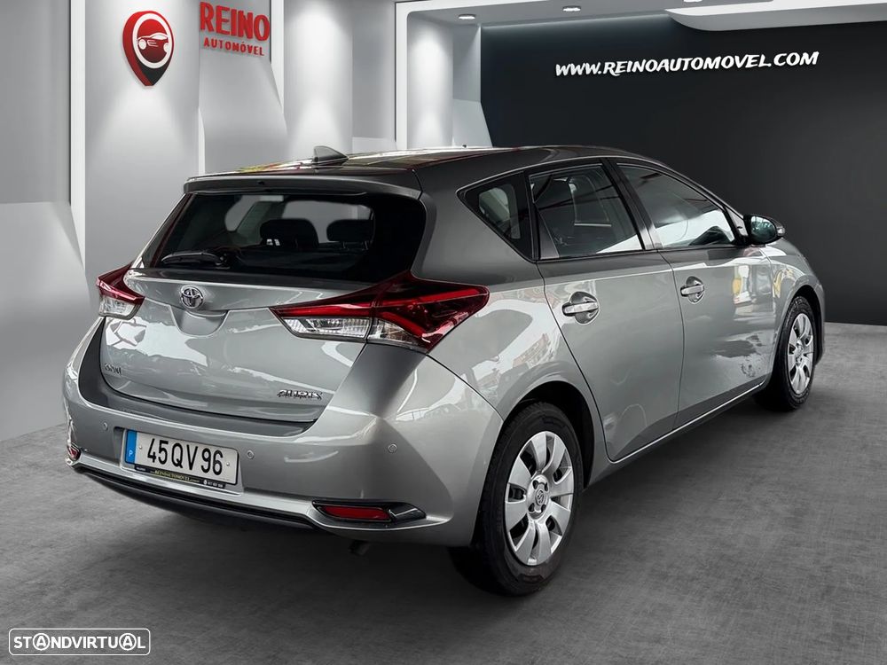 Toyota Auris 1.4 D-4D ACtive+AC - 4