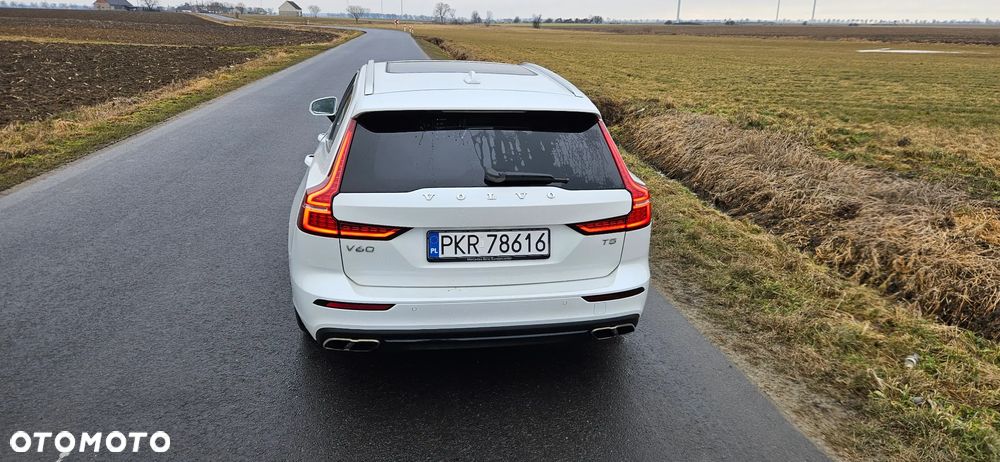 Volvo V60 T5 Geartronic Momentum - 4