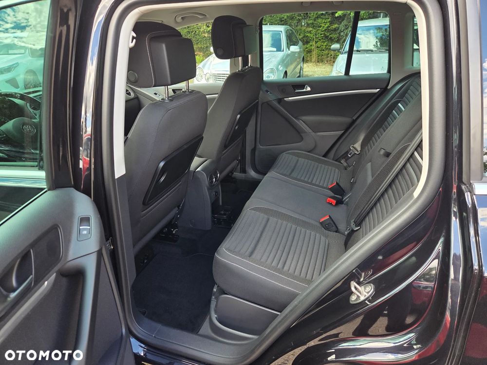 Volkswagen Tiguan - 25