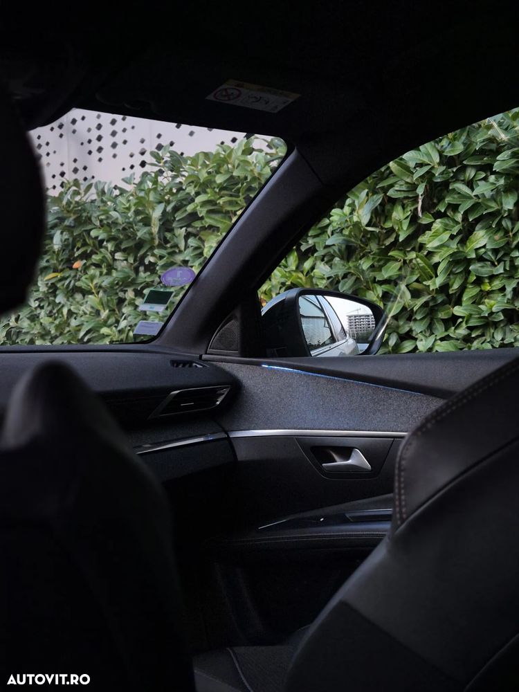 Peugeot 3008 1.2 PureTech Turbo S&S EAT6 GT-Line - 36