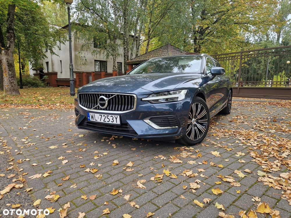 Volvo V60 T6 AWD Recharge Geartronic Inscription Expression - 1