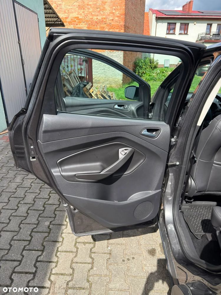 Ford Kuga 1.5 EcoBoost FWD ST-Line ASS - 17
