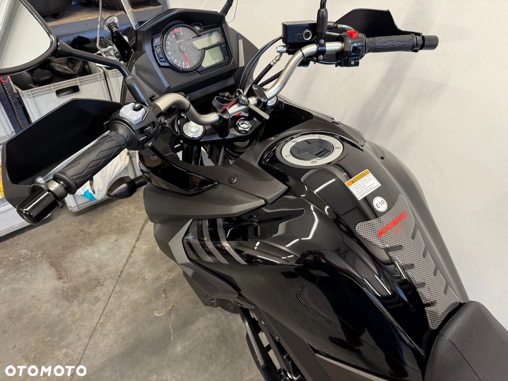 Suzuki V-STROM - 22