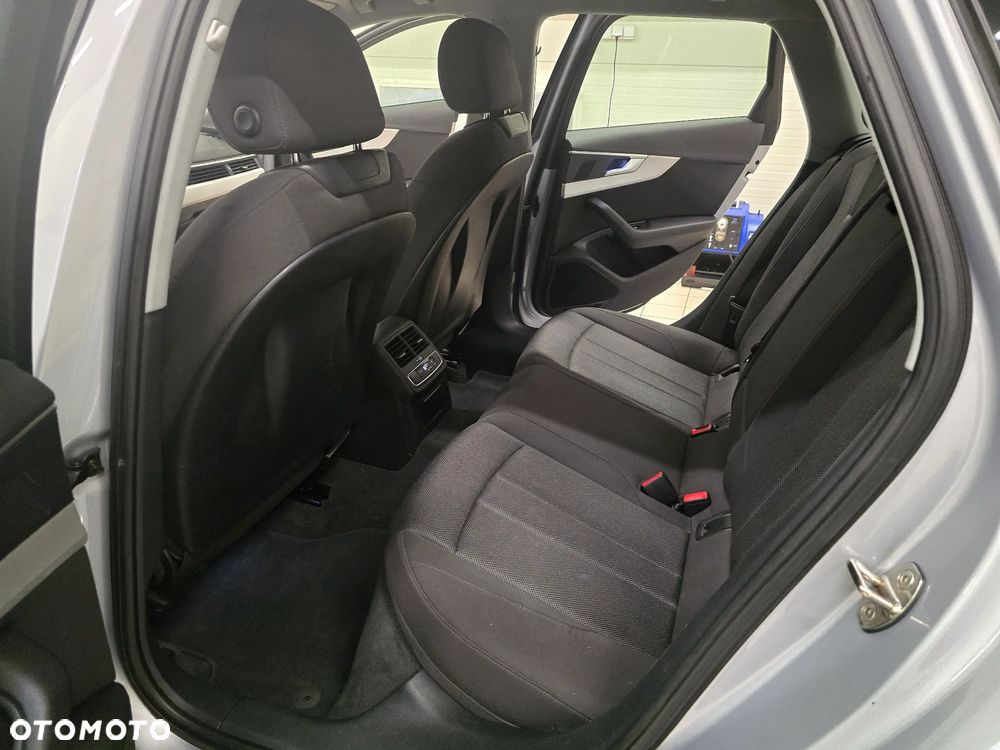 Audi A4 Avant 2.0 TDI DPF Attraction - 21