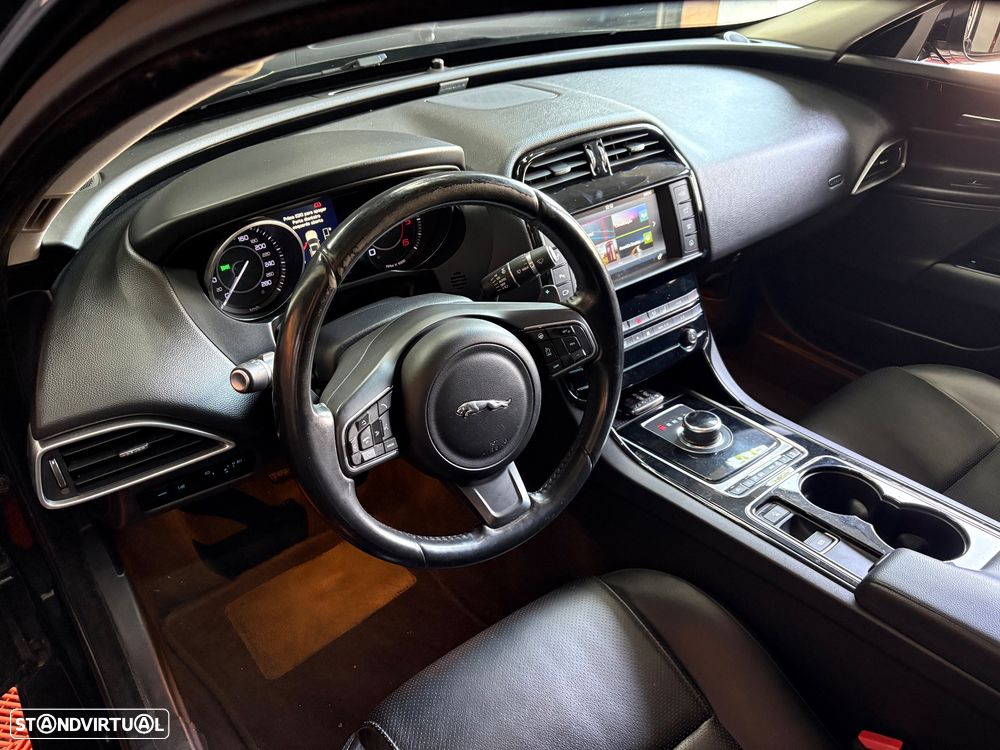 Jaguar XE E-Performance Aut. Prestige - 15