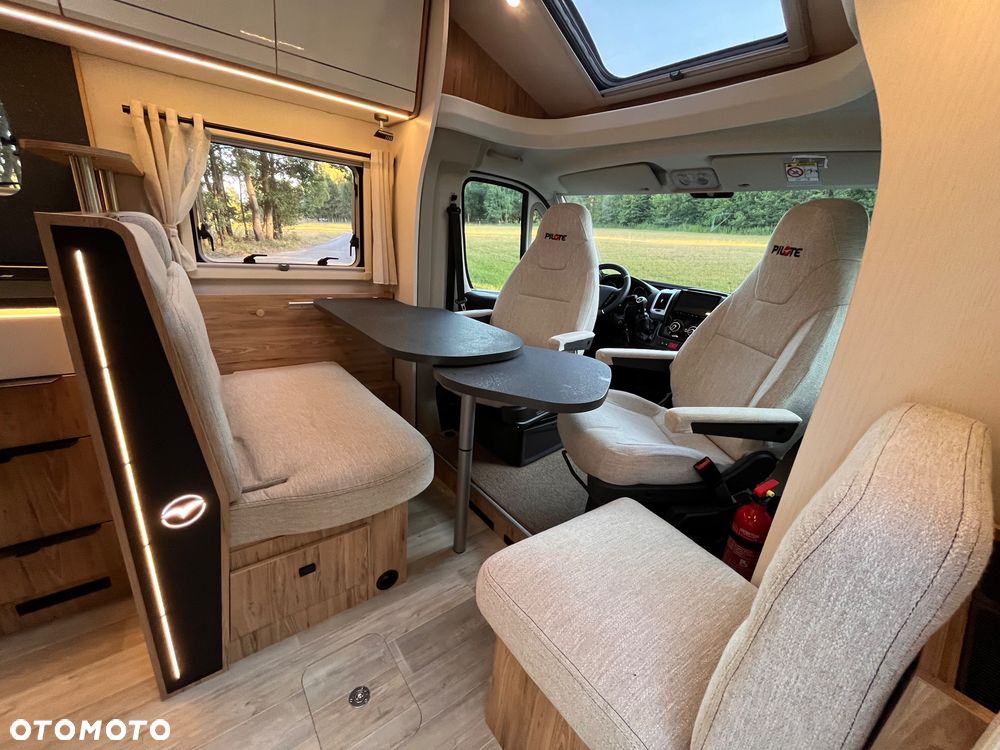 Fiat Pilote  P690 Evidence - 7