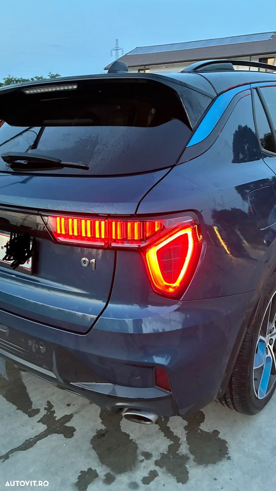 Lynk&Co 01 - 6