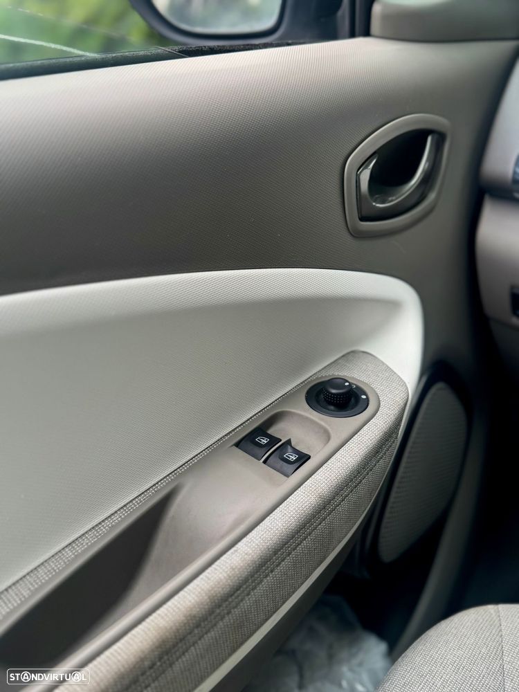 Renault Zoe - 22